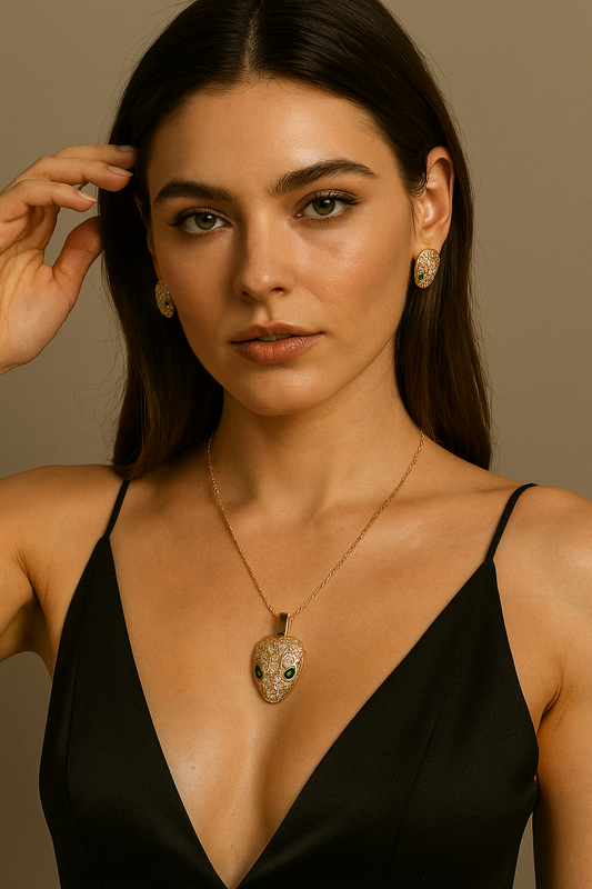 Emerald Serpent Chain Pendant Set