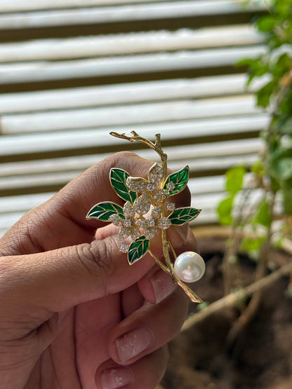 The Midsummer Brooch