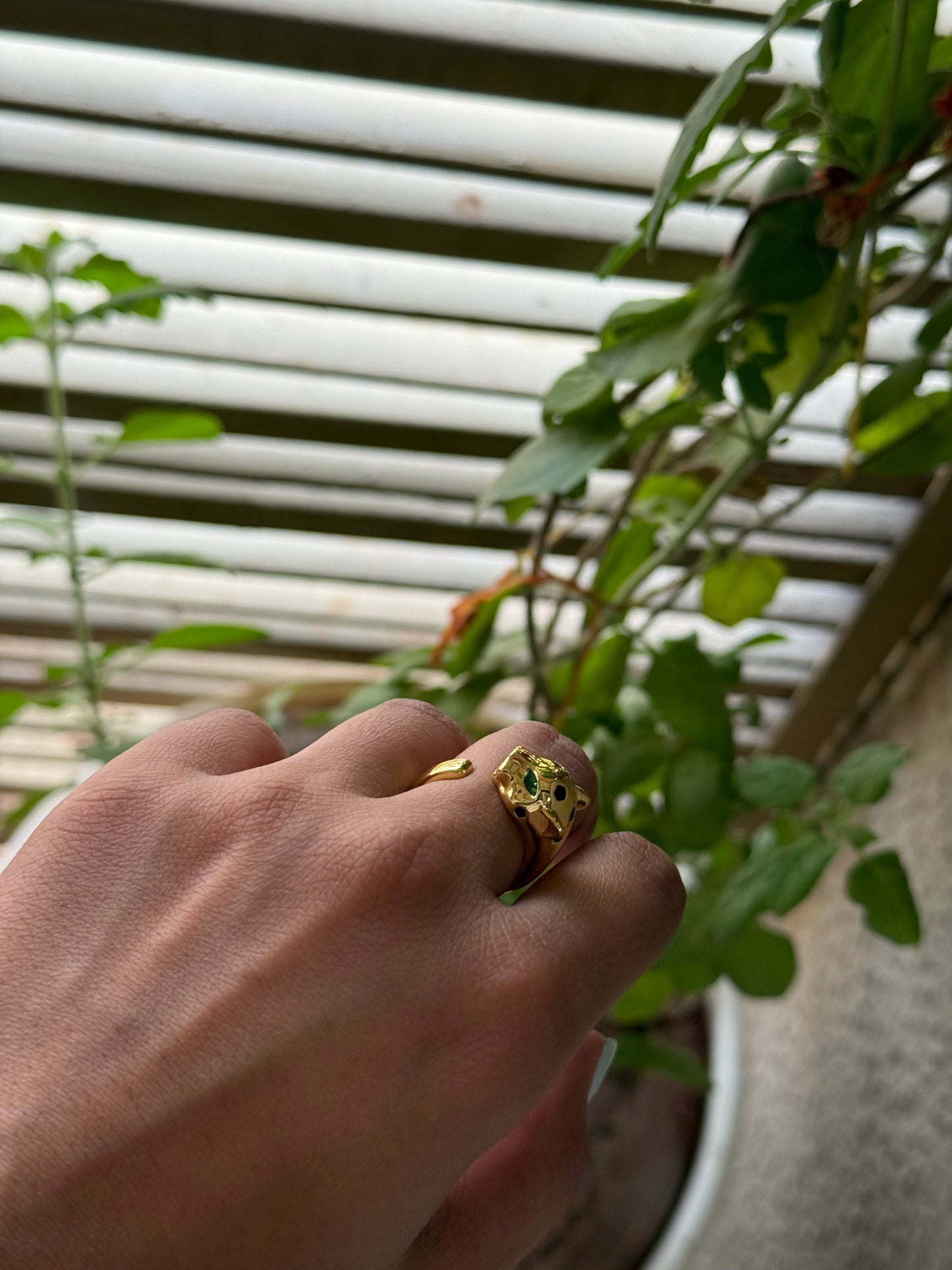 Gold Panther Head Ring