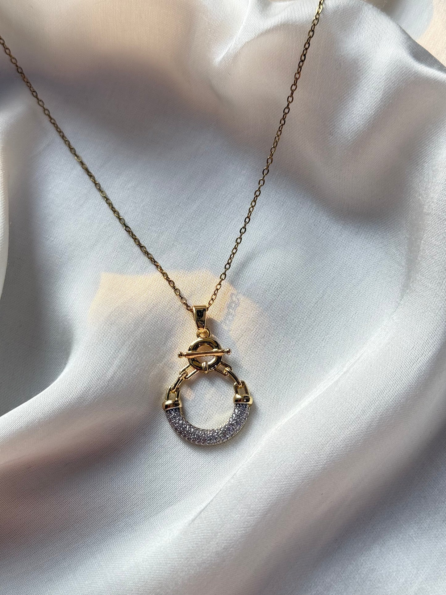 Modern Chunky O-Ring Necklace