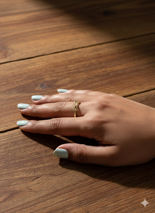 Pavé Friendship Knot Ring