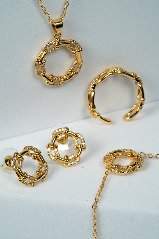 Bamboo Luxe Circle Chain Pendant Set