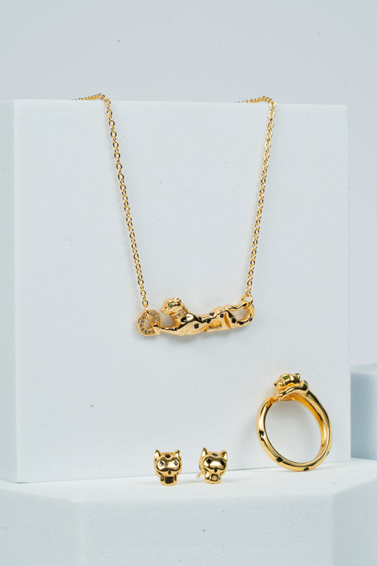 Fierce Feline Gold Chain Pendant Set