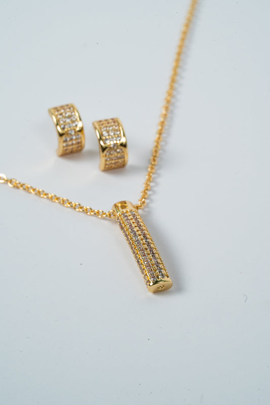 Golden Curve Glow Chain Pendant Set