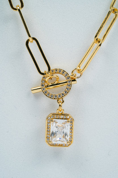 Luxe Clarity Pendant Necklace