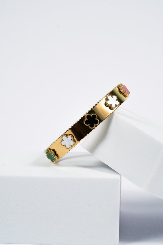 Eterna Clover Bangle