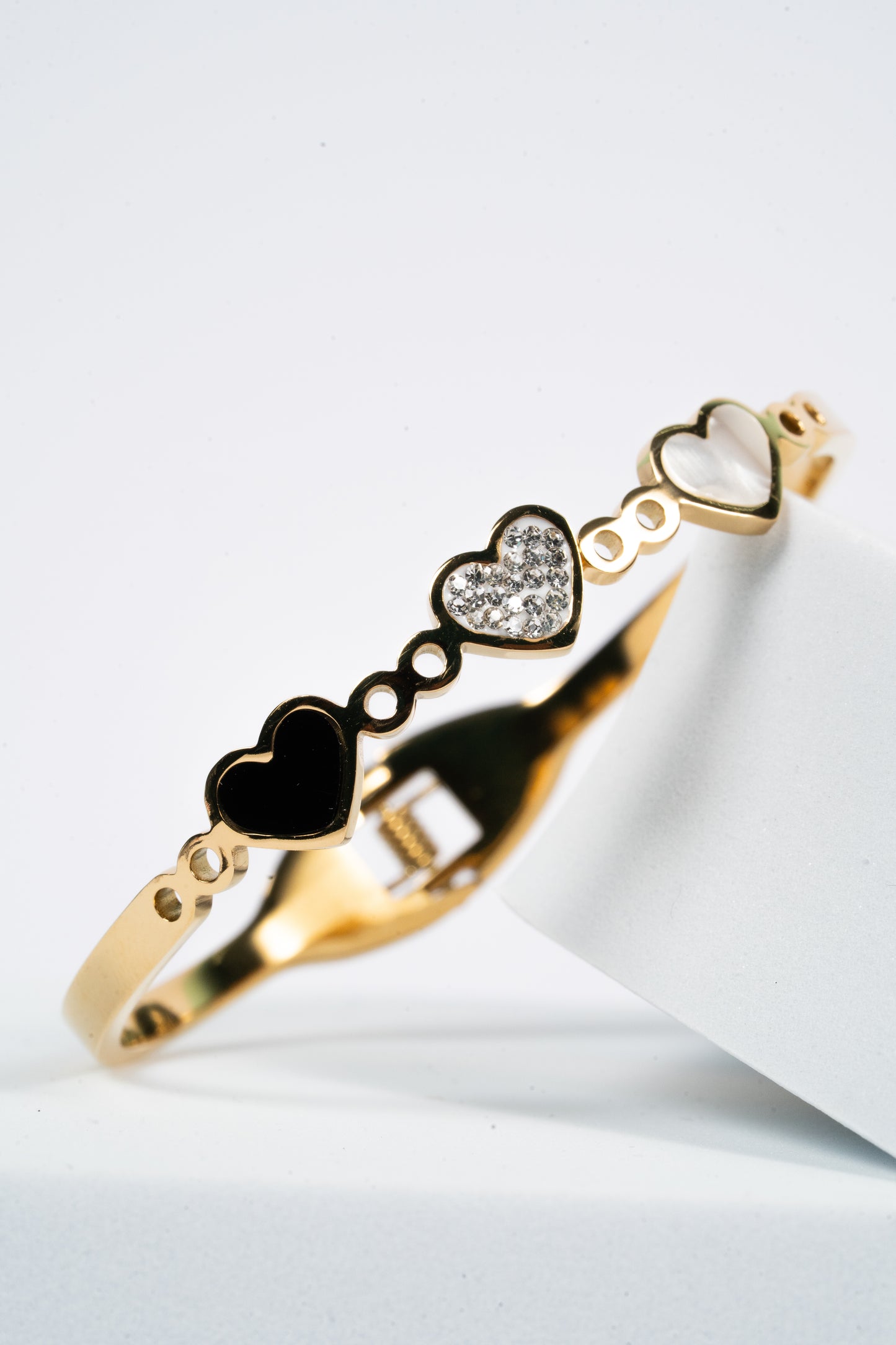 Heartline Charm Bangle