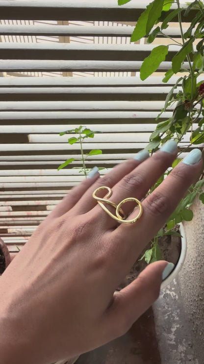 Gold Abstract Dripping Ring